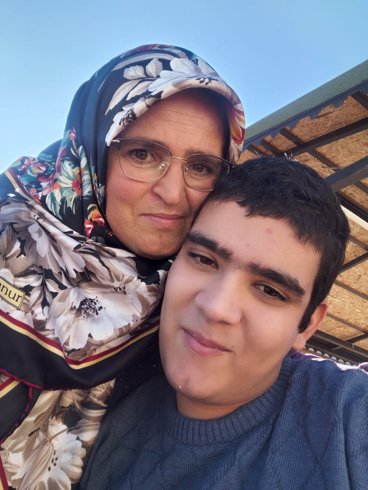 O T I Z M L I C O C U G U N U N B A S K A S E H R E G O N D E R I L M E 1177874 349913