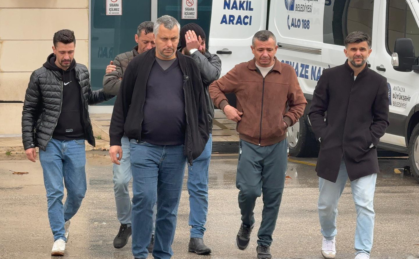 O T O B U S K A Z A S I N D A O L E N L E R I N C E N A Z E L E R I A L 1146410 340404