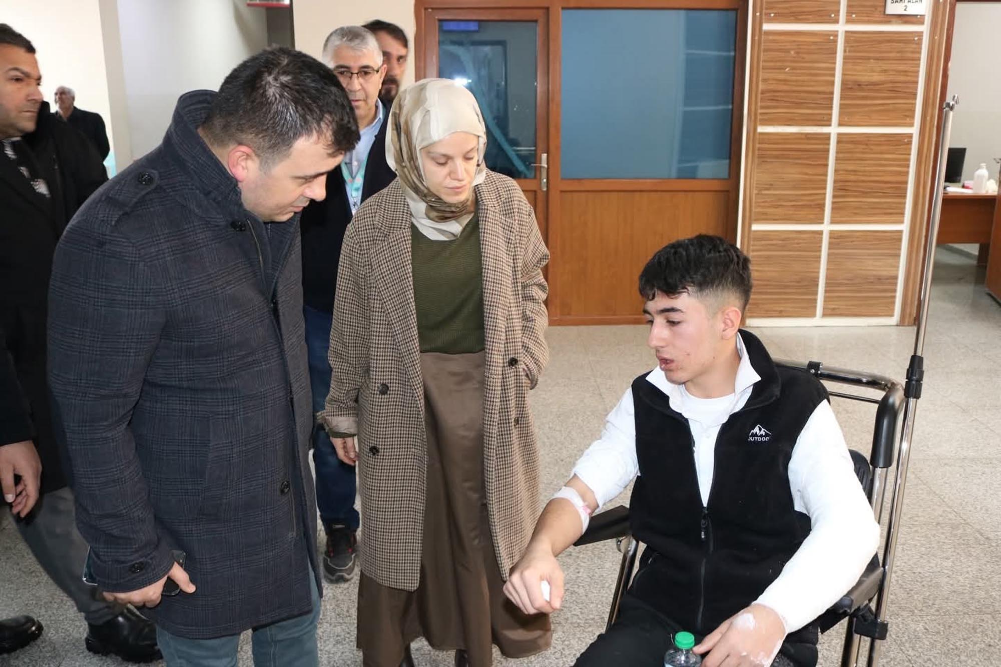 P A T N O S’ T A Y O L C U O T O B U S U D E V R I L D I 16 Y A R 1155500 343162