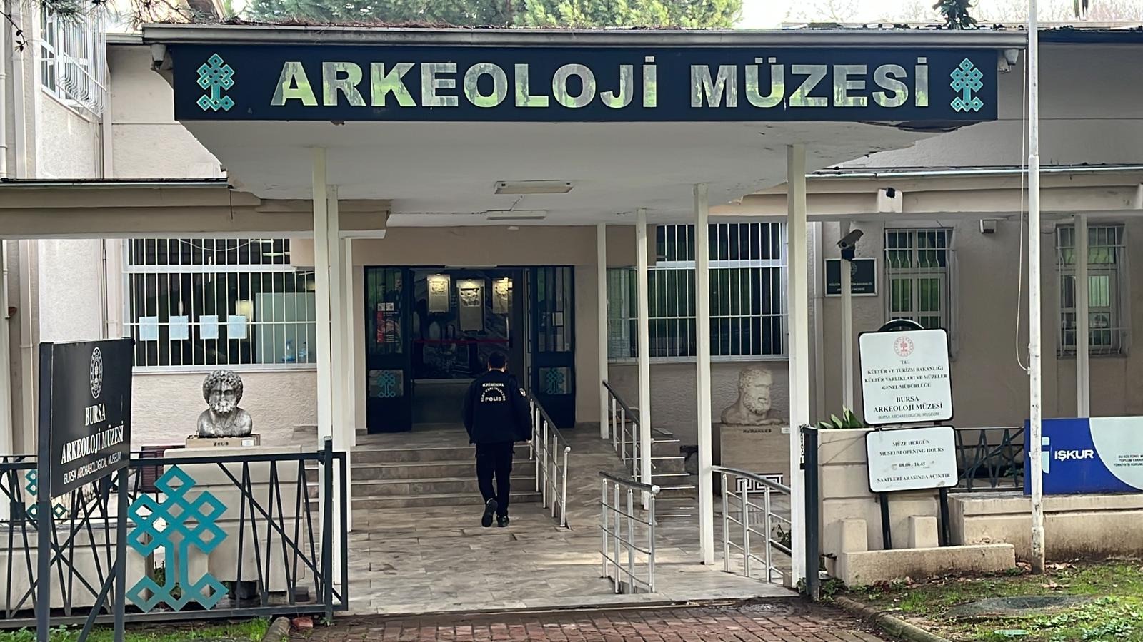 P I K N I K Y A P A R K E N B U L D U G U 110 Y I L L I K P A T L A 1158817 344073