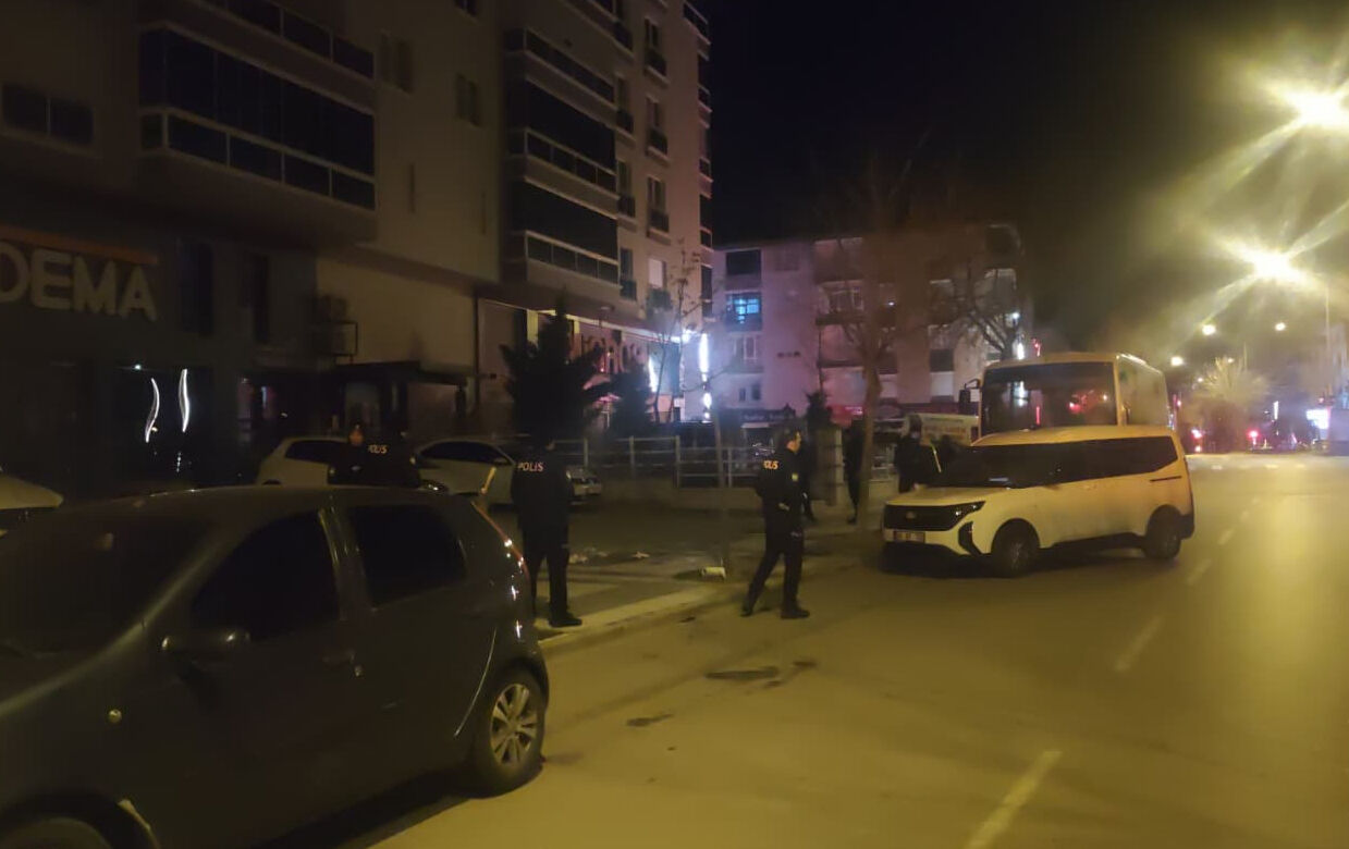 16 Y A S I N D A K I M U S T A F A A K R A N I T A R A F I N D A N 1204802 358250