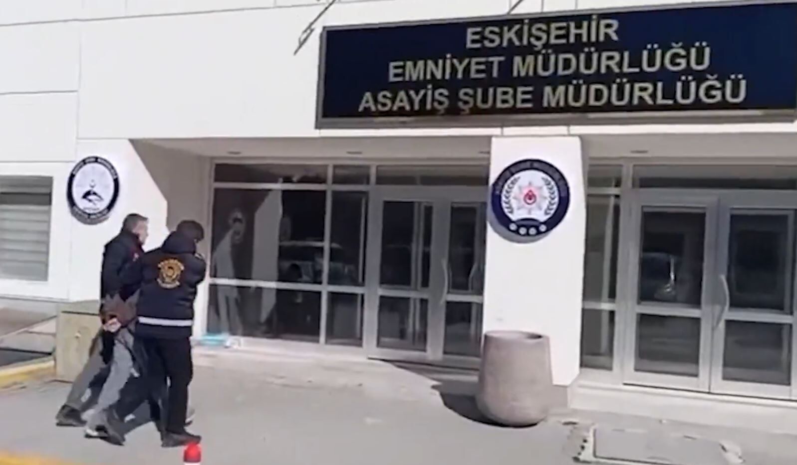 8 I L D E D O L A N D I R I C I L I K O P E R A S Y O N L A R I 5 1233497 366846