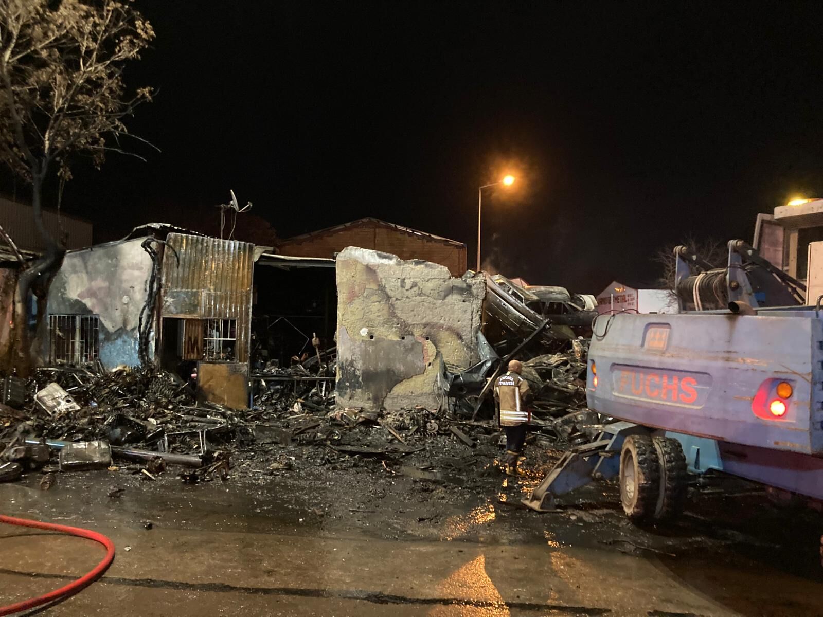 A N K A R A D A 100 H U R D A A R A C A L E V A L E V Y A N D I 1201377 357275