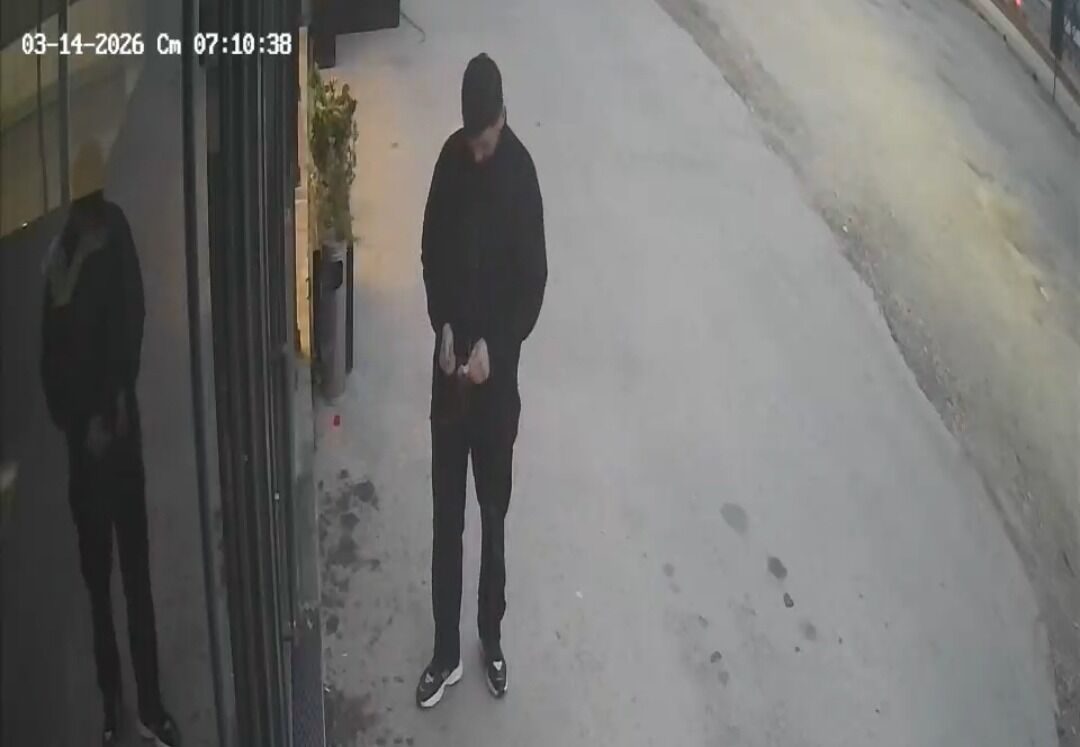 B U R S A’ D A P I Z Z A Z I N C I R I N I N E S K I C A L I S A N I 1211996 360414