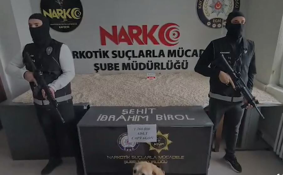 C E K I C I Y E S A K L A N M I S 1 M I L Y O N 260 B I N U Y U S 1218439 362321