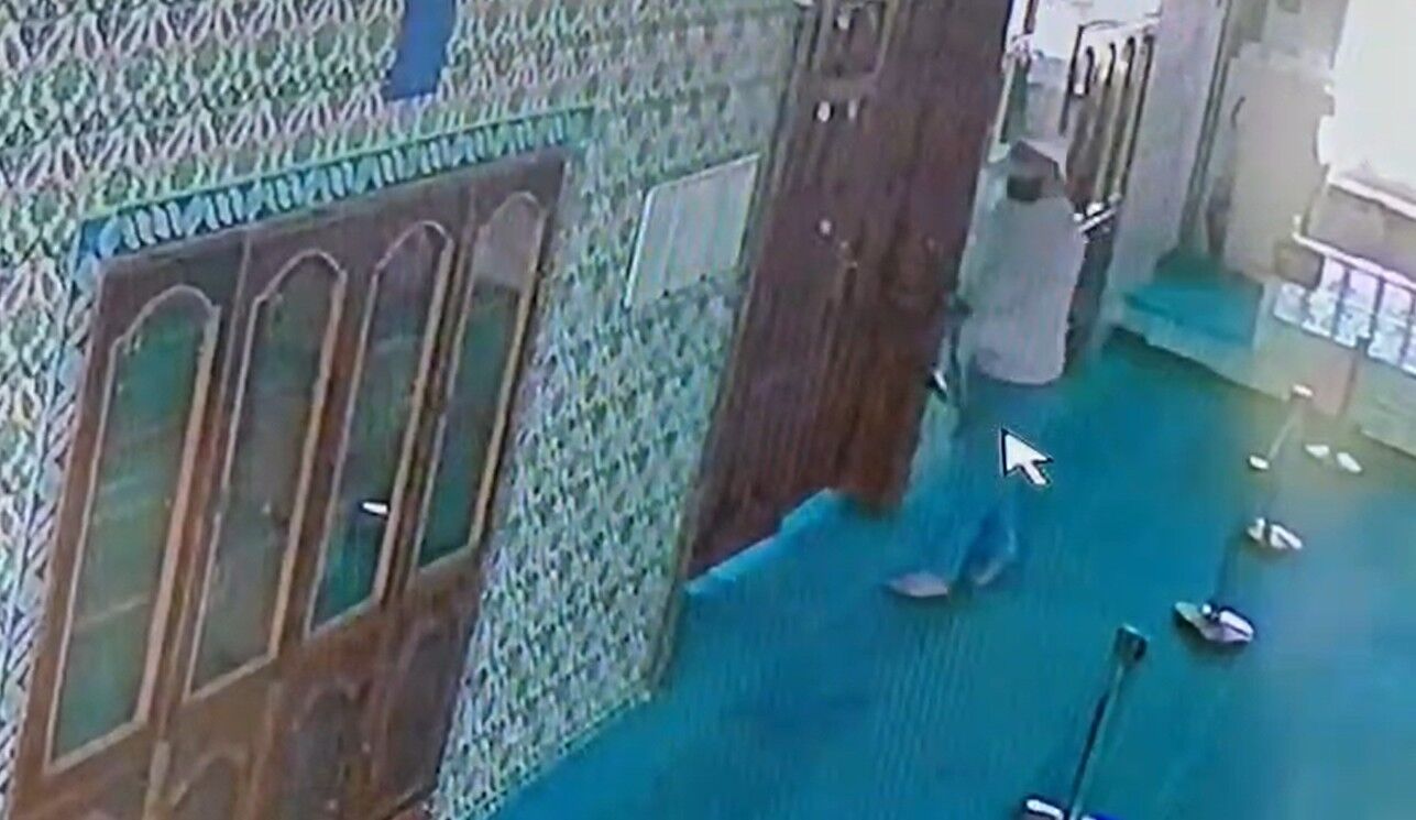 C E Z A E V I N D E N I Z I N L I C I K T I G I R D I G I 3 C A M I 1231921 366408