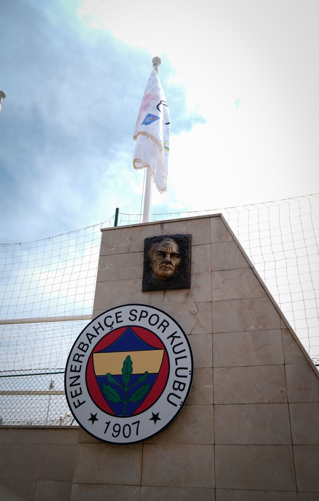 F E N E R B A H C E’ Y E F A I R P L A Y A L T I N S E R E F B A Y R 1210557 359967