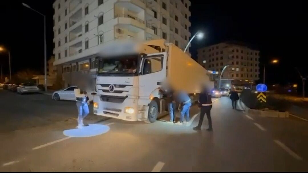 I R A N S I N I R I N D A N T U R K I Y E Y E G I R E N K A C A K G 1200080 356901