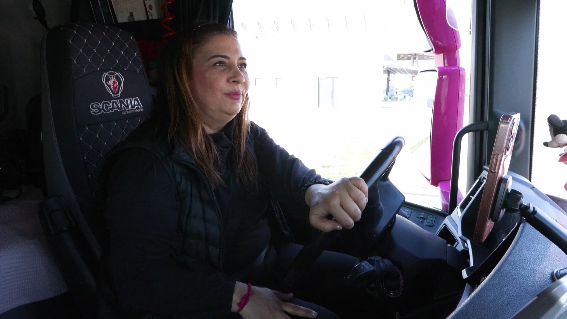 I S T A N B U L 4 C O C U K A N N E S I P E M B E R E N K L I T 1199861 356850