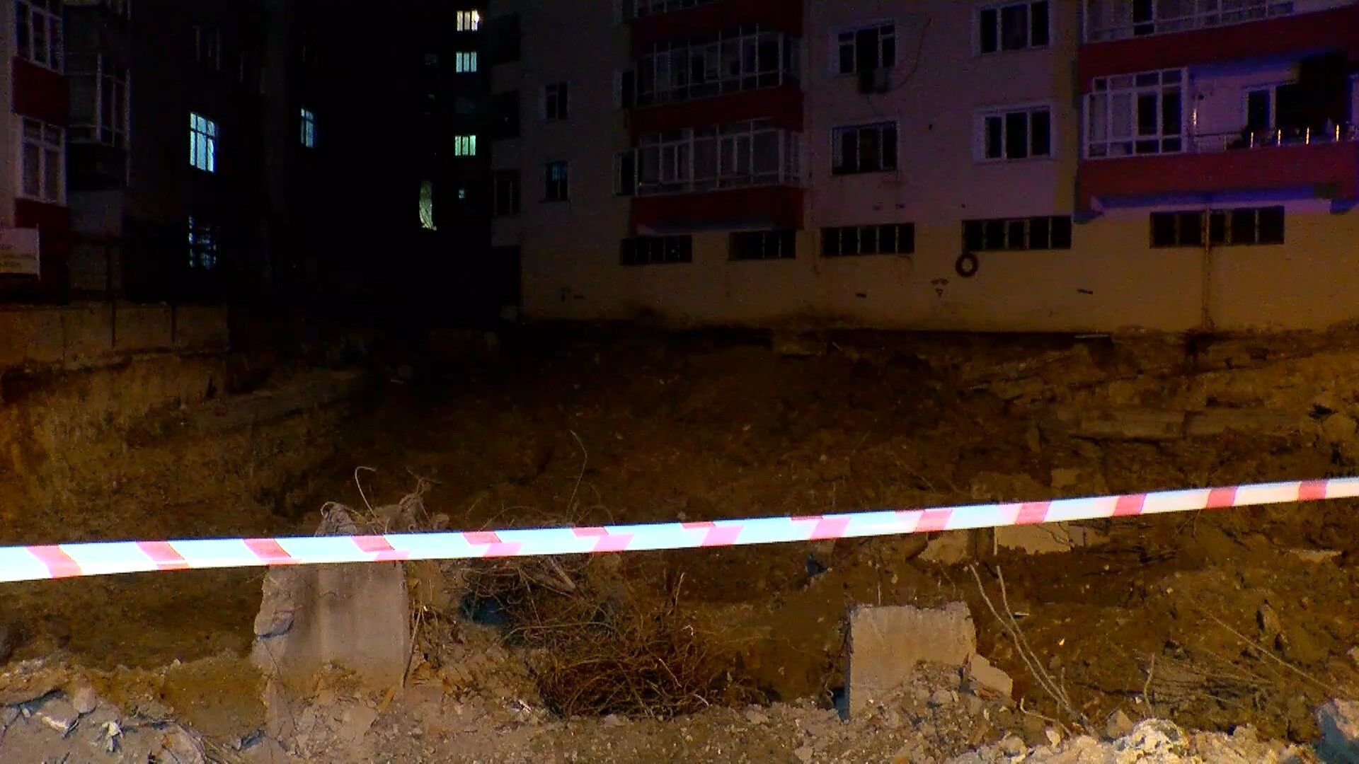 I S T A N B U L B A H C E L I E V L E R’ D E T E M E L I N D E K A Y 1202945 357669