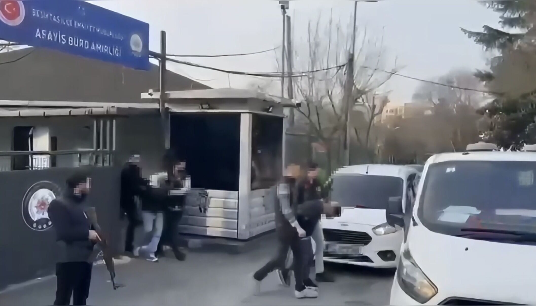 I S T A N B U L E T I L E R’ D E E G L E N C E M E K A N I K U N D 1200455 357012