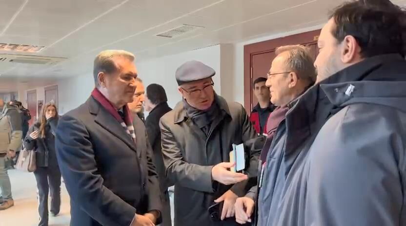 I S T A N B U L I B B Y E Y O N E L I K Y O L S U Z L U K D A 1203160 357703