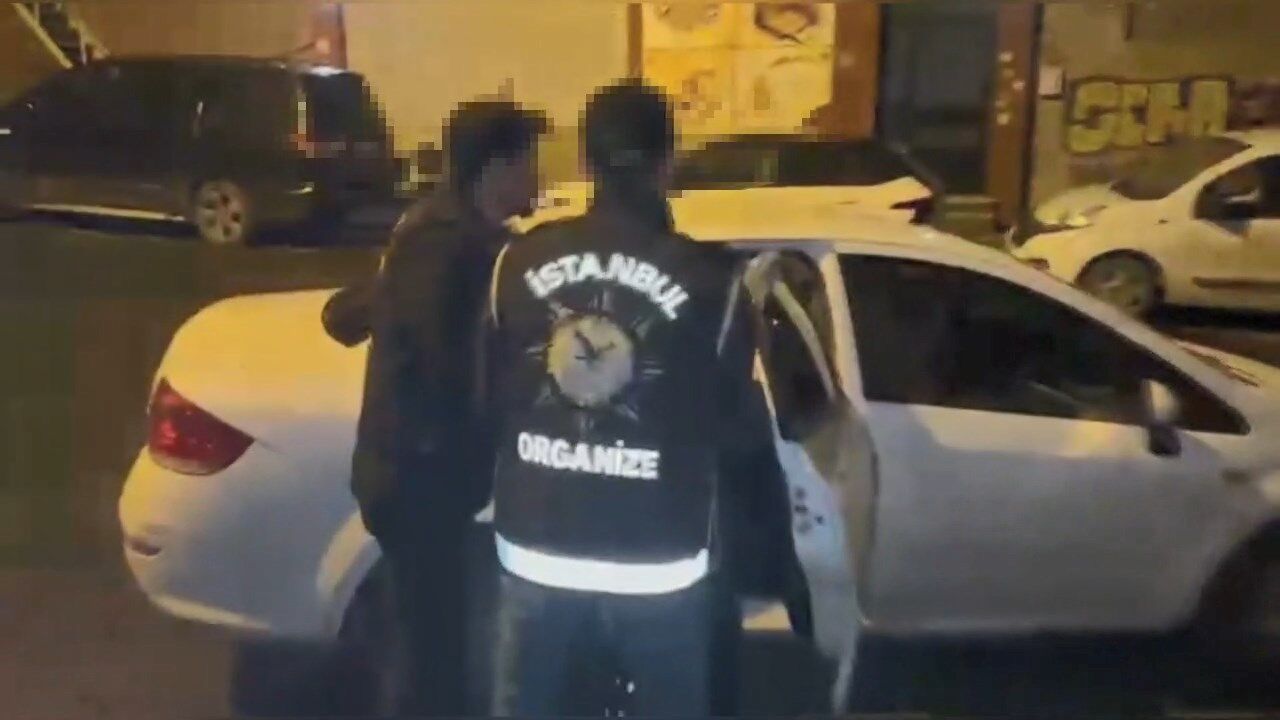 I S T A N B U L I S T A N B U L D A T E H D I T V E K U R S U 1198231 356330