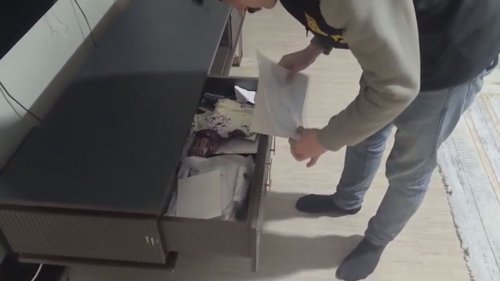 I S T A N B U L I S T A N B U L M E R K E Z L I 4 I L D E Y A S A 1231555 366168