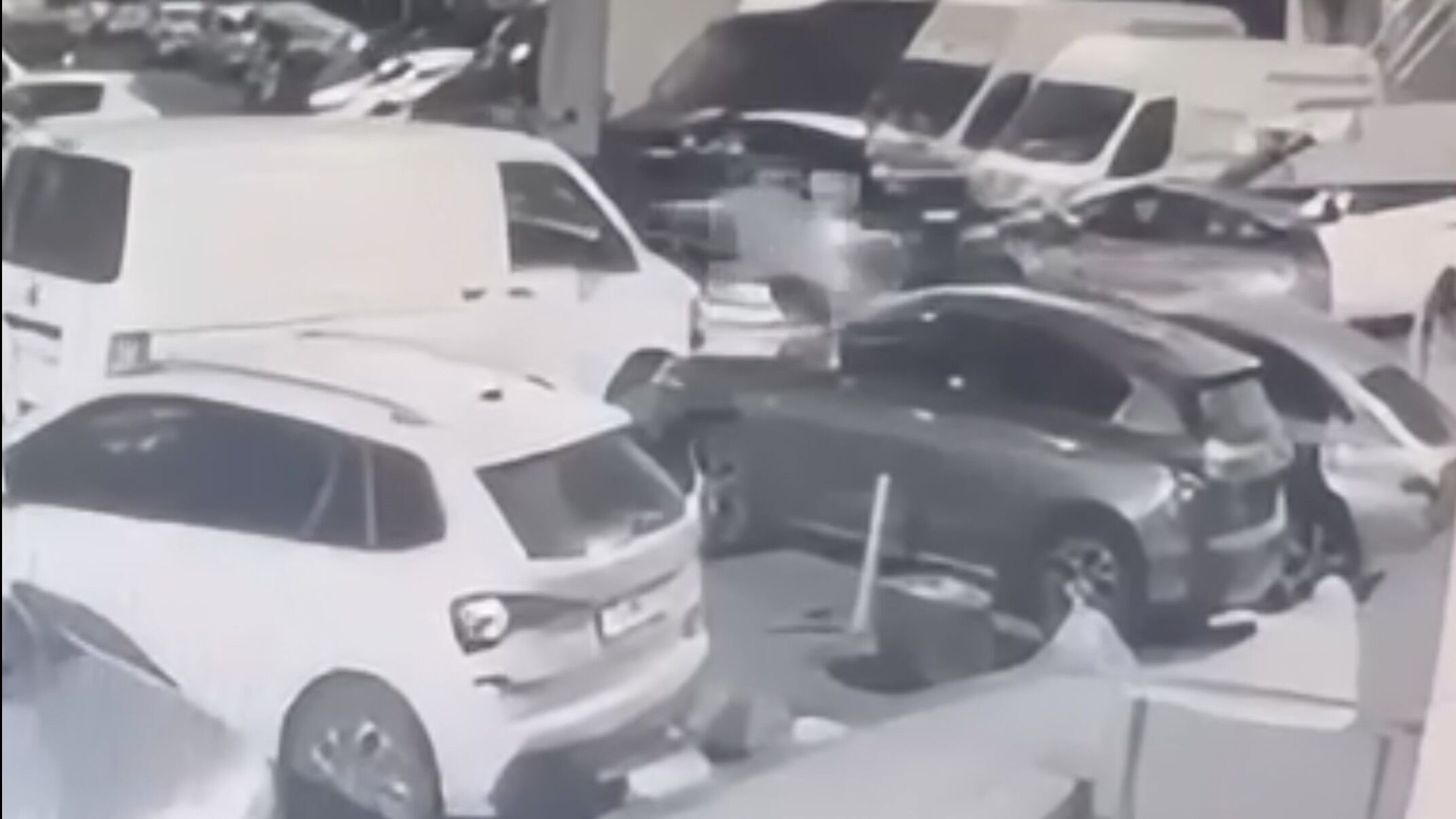 I S T A N B U L K A G I T H A N E’ D E C A M C I Y A S I L A H L I 1216406 361697