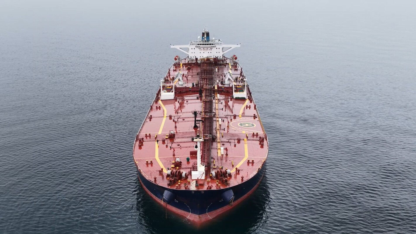 I S T A N B U L K A R A D E N I Z D E S A L D I R I Y A U G R A Y A N 1233011 366646