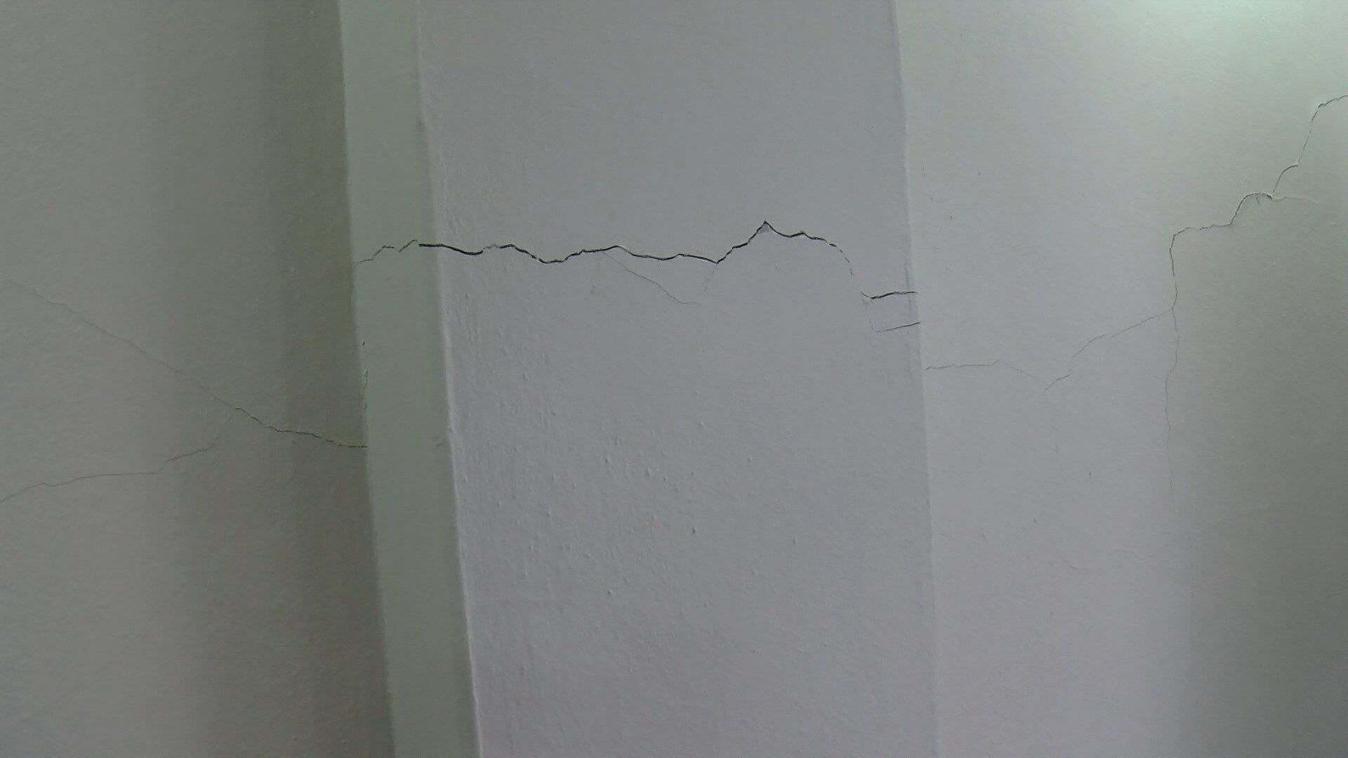 I S T A N B U L K U C U K C E K M E C E D E I S M A K I N E S I Y 1226757 364821