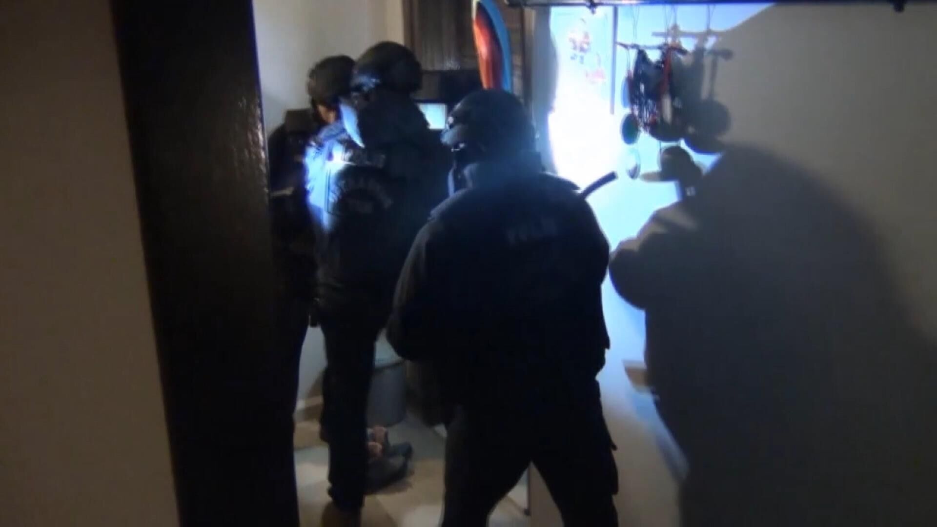 I S T A N B U L N E V R U Z E T K I N L I K L E R I N D E T E R O R 1226199 364646