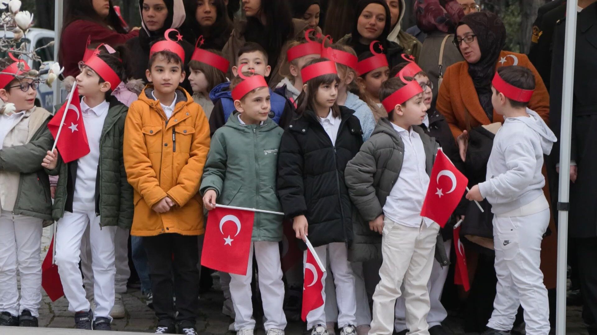 I S T A N B U L S A I R M E H M E T A K I F E R S O Y K A B R I B 1208642 359408