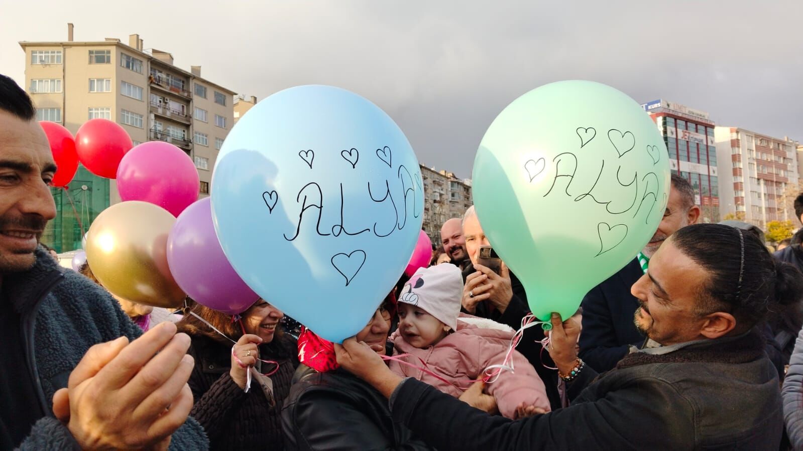 K A M P A N Y A S I T A M A M L A N A N S M A H A S T A S I A L Y A I 1226412 364714