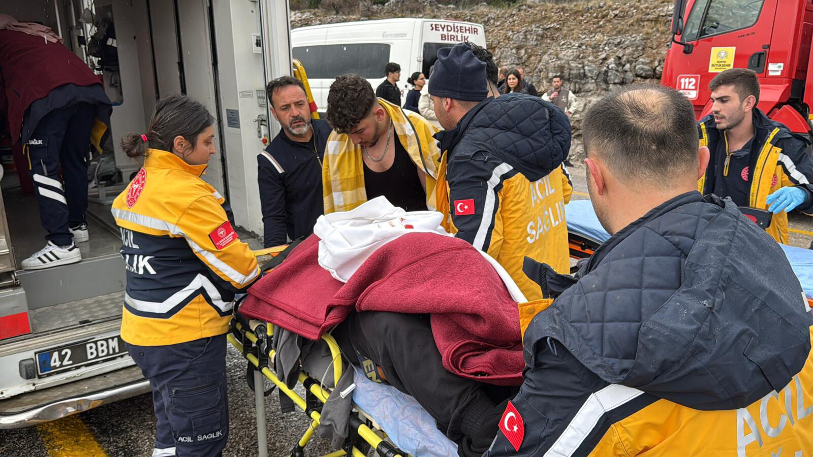 K O N Y A A N T A L Y A K A R A Y O L U N D A Y O L C U O T O B U S U 1225502 364405