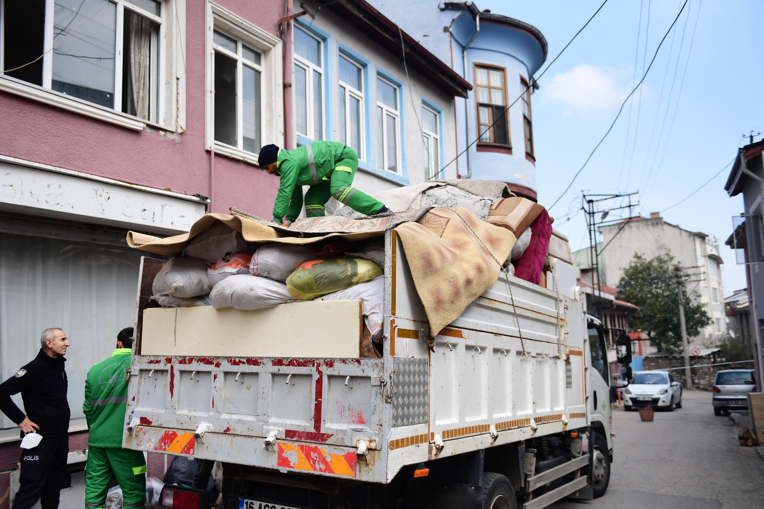 M A H K E M E K A R A R I Y L A B O S A L T I L A N E V D E N 4 K A M 1233020 366696