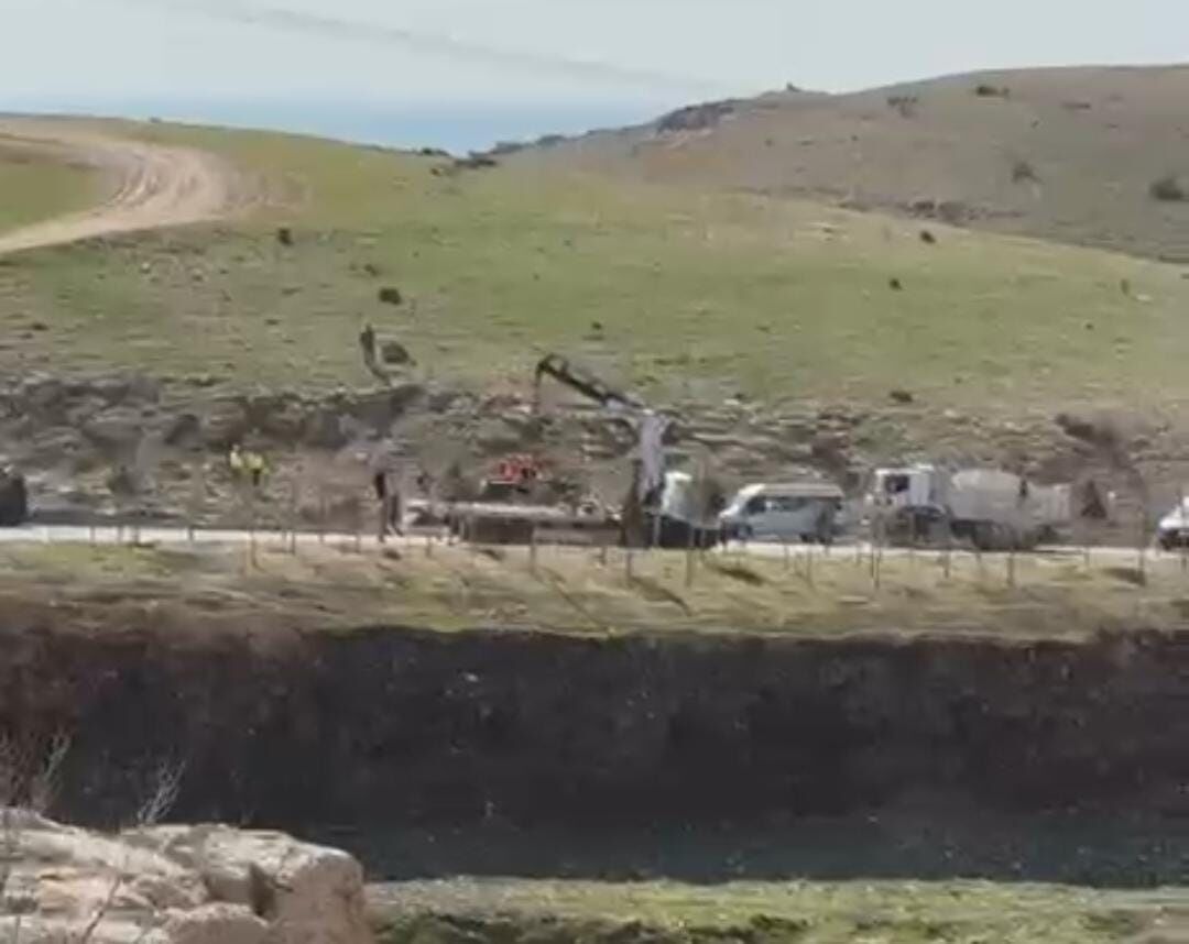 M A R D I N’ D E Z I R H L I P O L I S A R A C I D E V R I L D I 3 1206901 358879