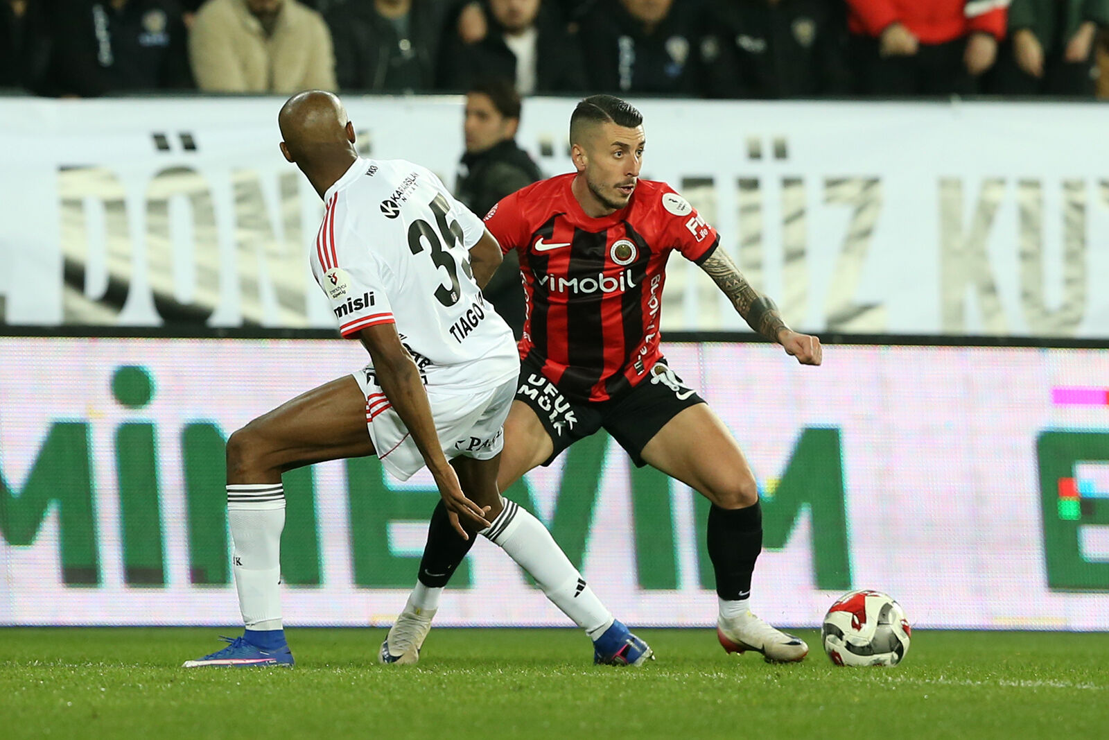 N A T U R A D U N Y A S I G E N C L E R B I R L I G I B E S I K T A S 1214391 361113