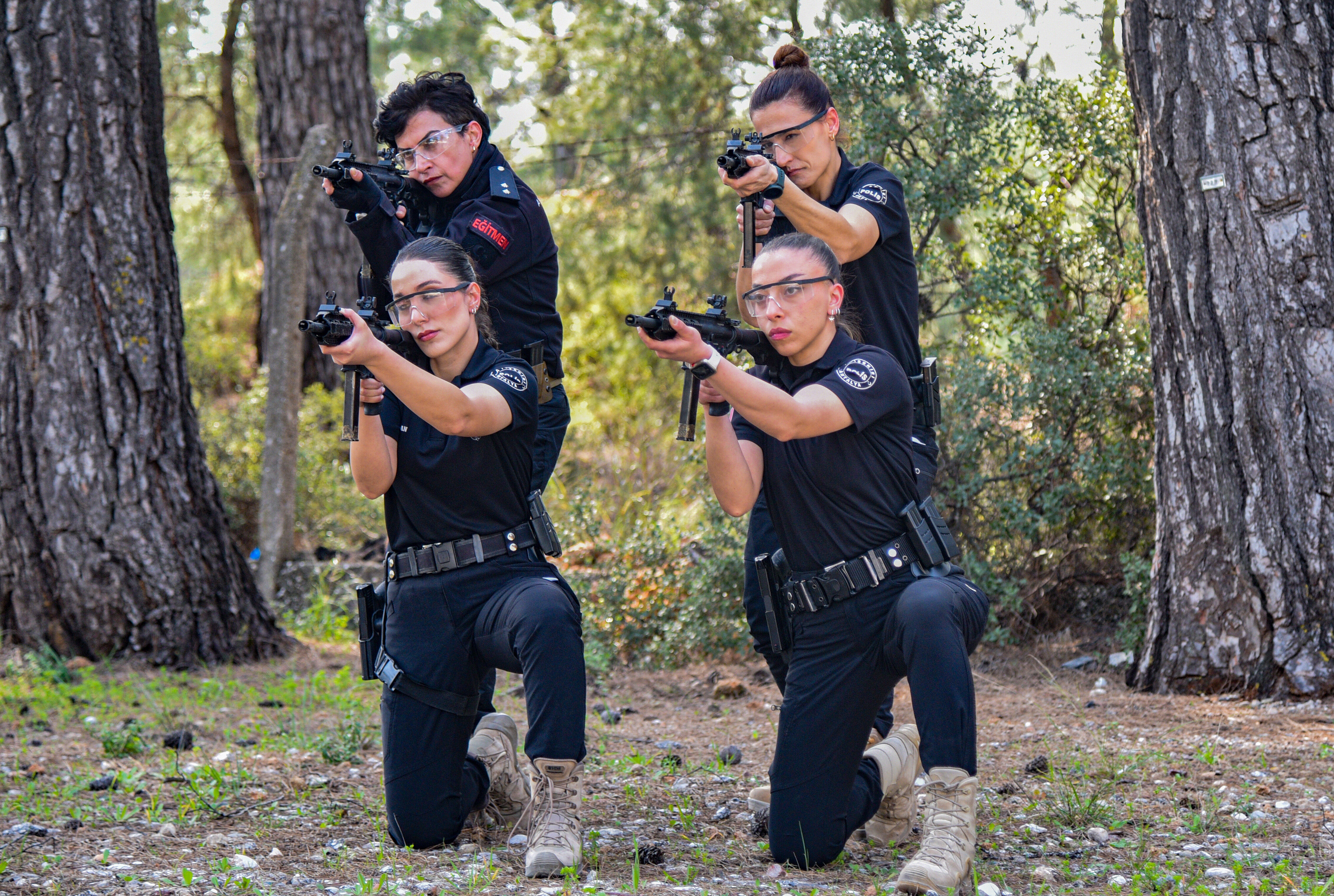 P O L I S I N K A D I N E G I T M E N L E R I G U C U M U Z N E N E 1201626 357334