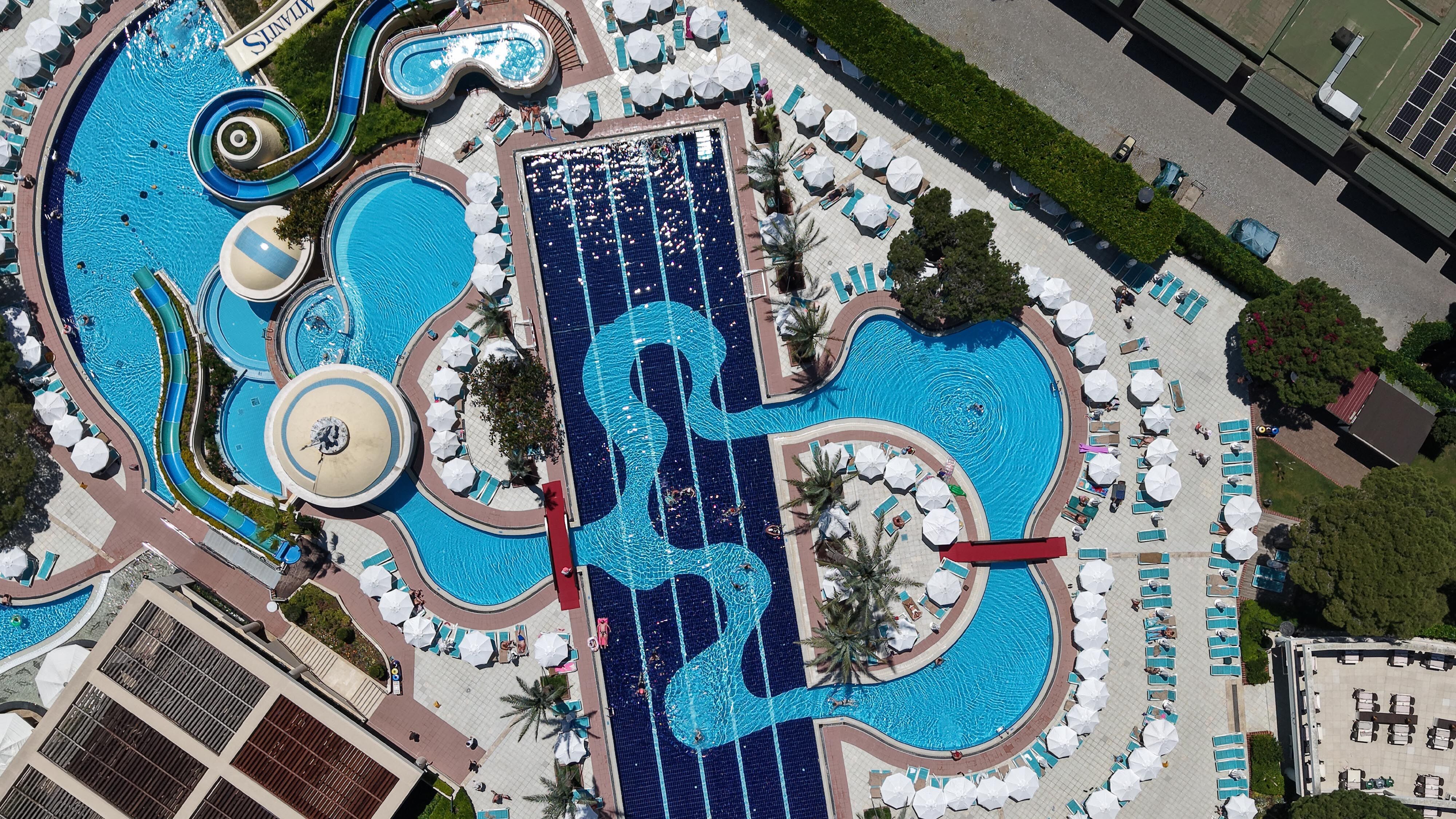 T U R I Z M D E 3 B A Y R A M V E A R A T A T I L H E Y E C A N I 1191394 354058