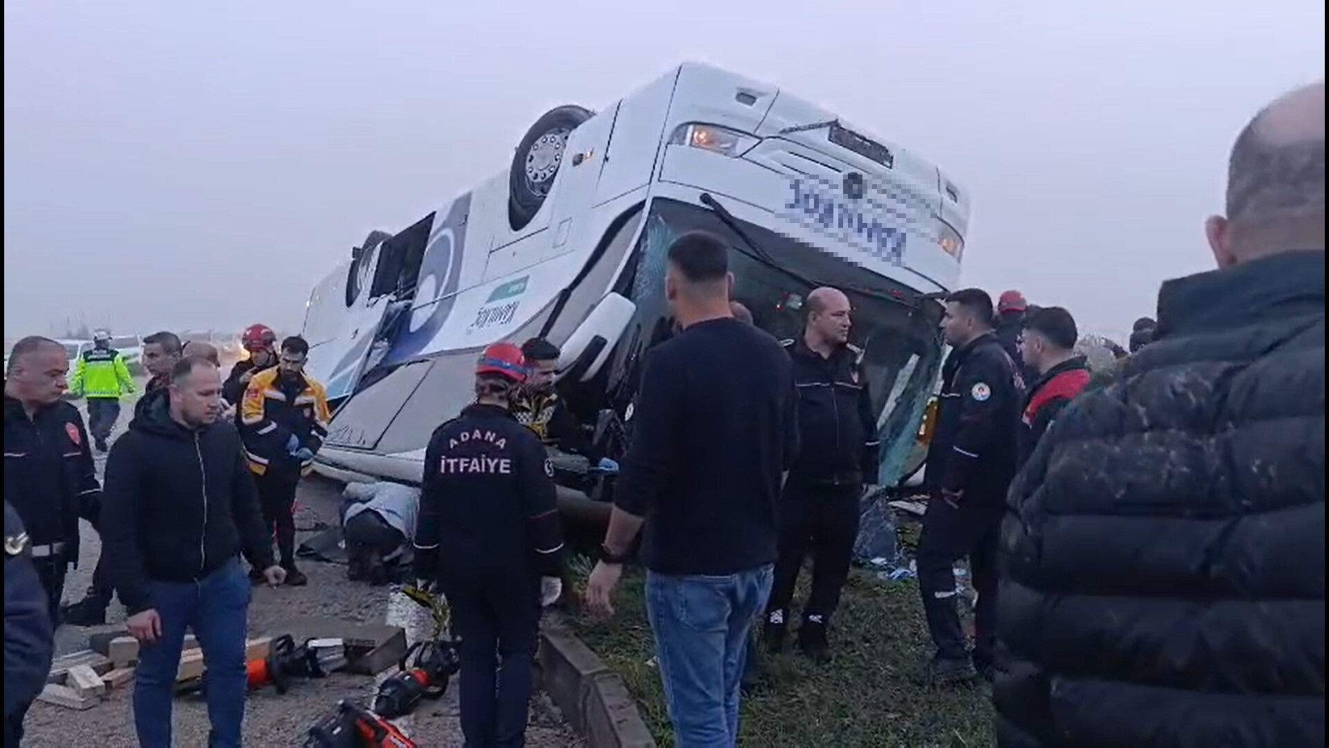 Y O L C U O T O B U S U R E F U J E D E V R I L D I 2 O L U 20 1221570 363218