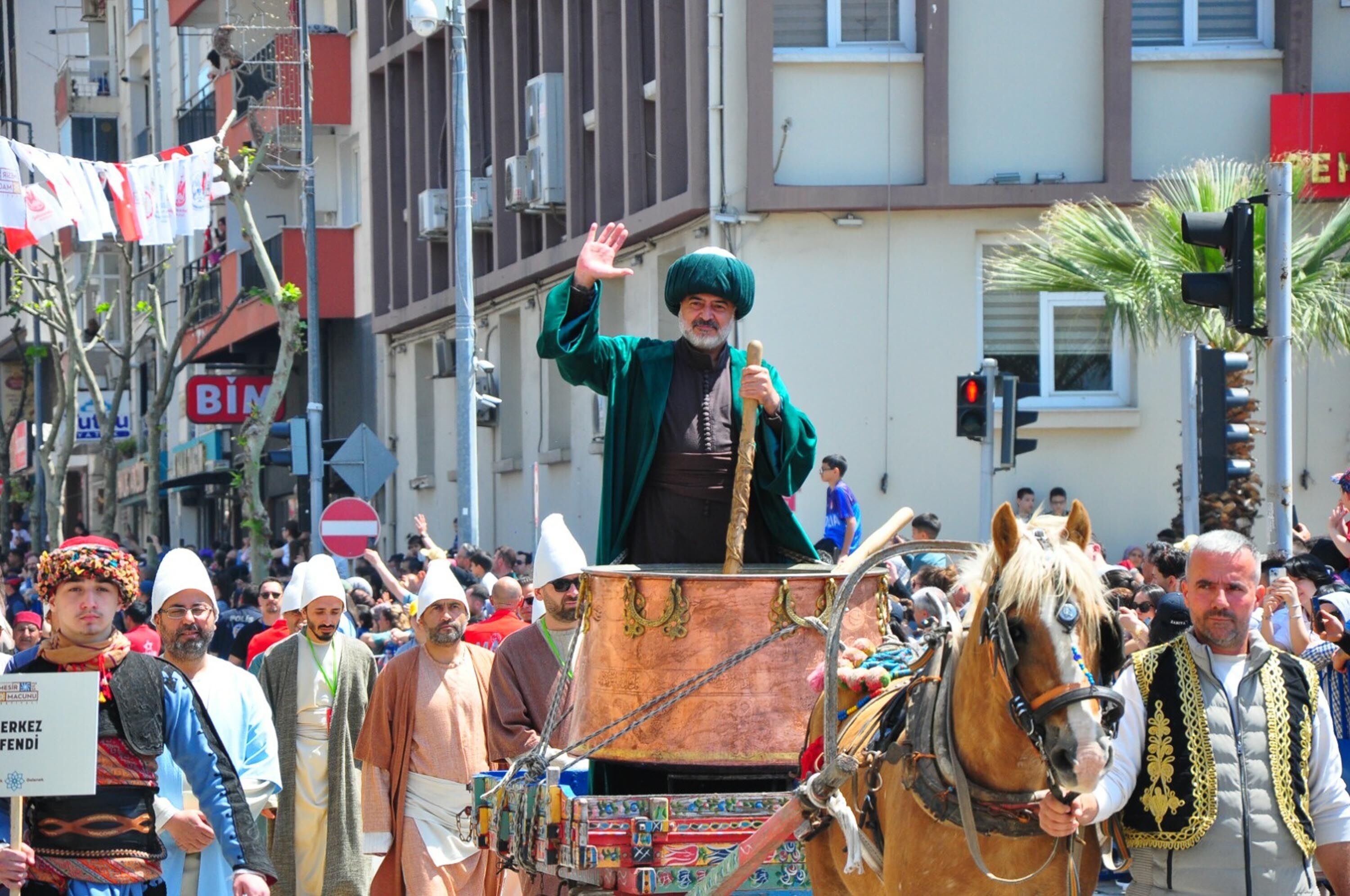 10 T O N M E S I R M A C U N U 20 D A K I K A D A S A C I L D I 1279352 380685