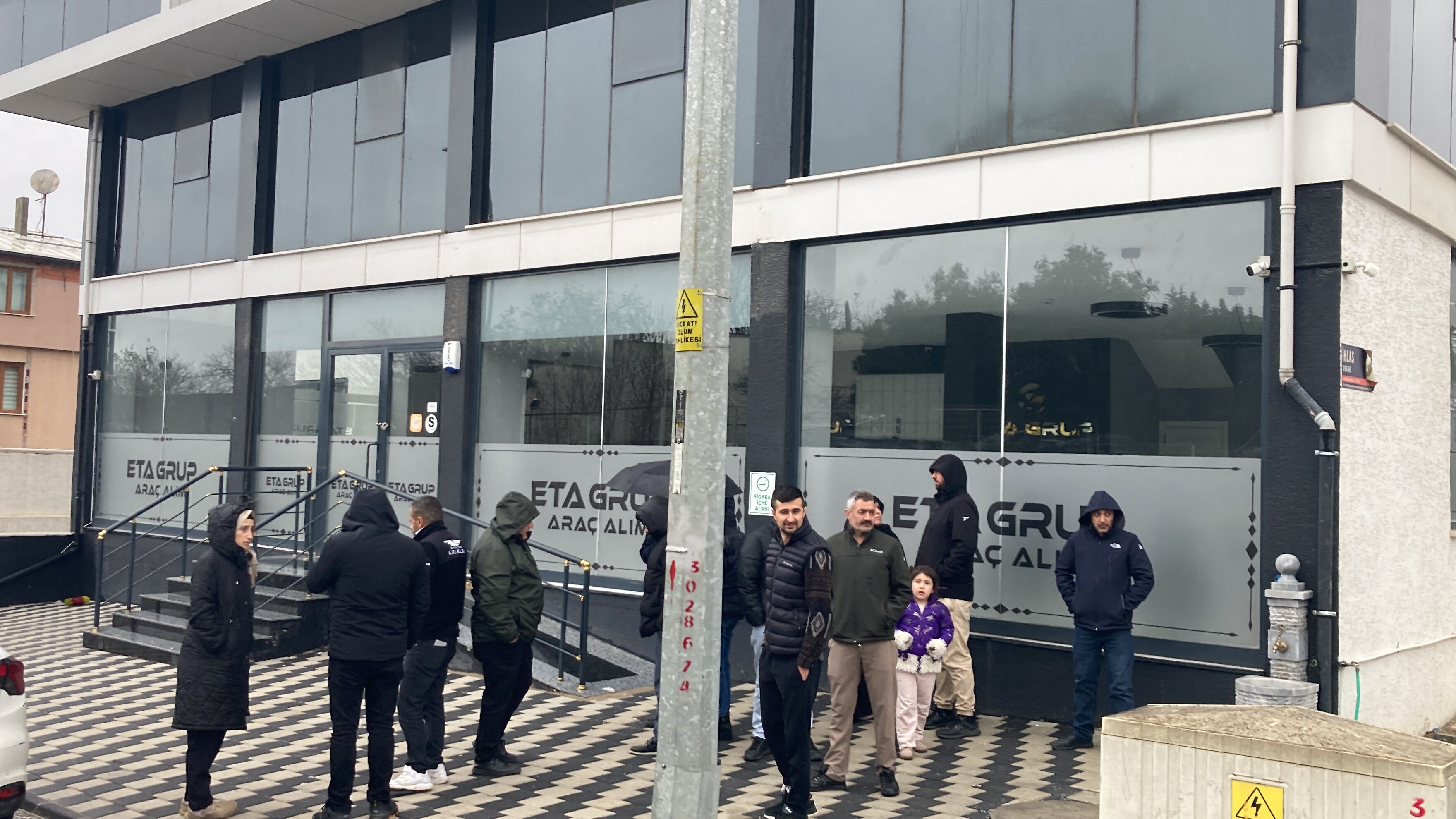 160 K I S I Y I D O L A N D I R I P K A C A N G A L E R I C I Y L E 1248550 371431