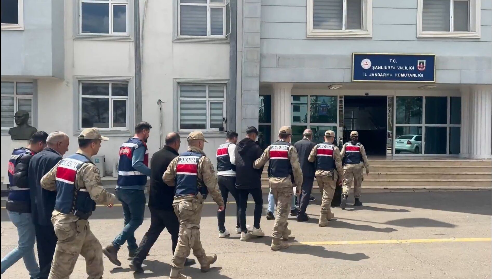 25 I L D E S I L A H K A C A K C I L A R I N A Y O N E L I K O P E R 1247529 371146