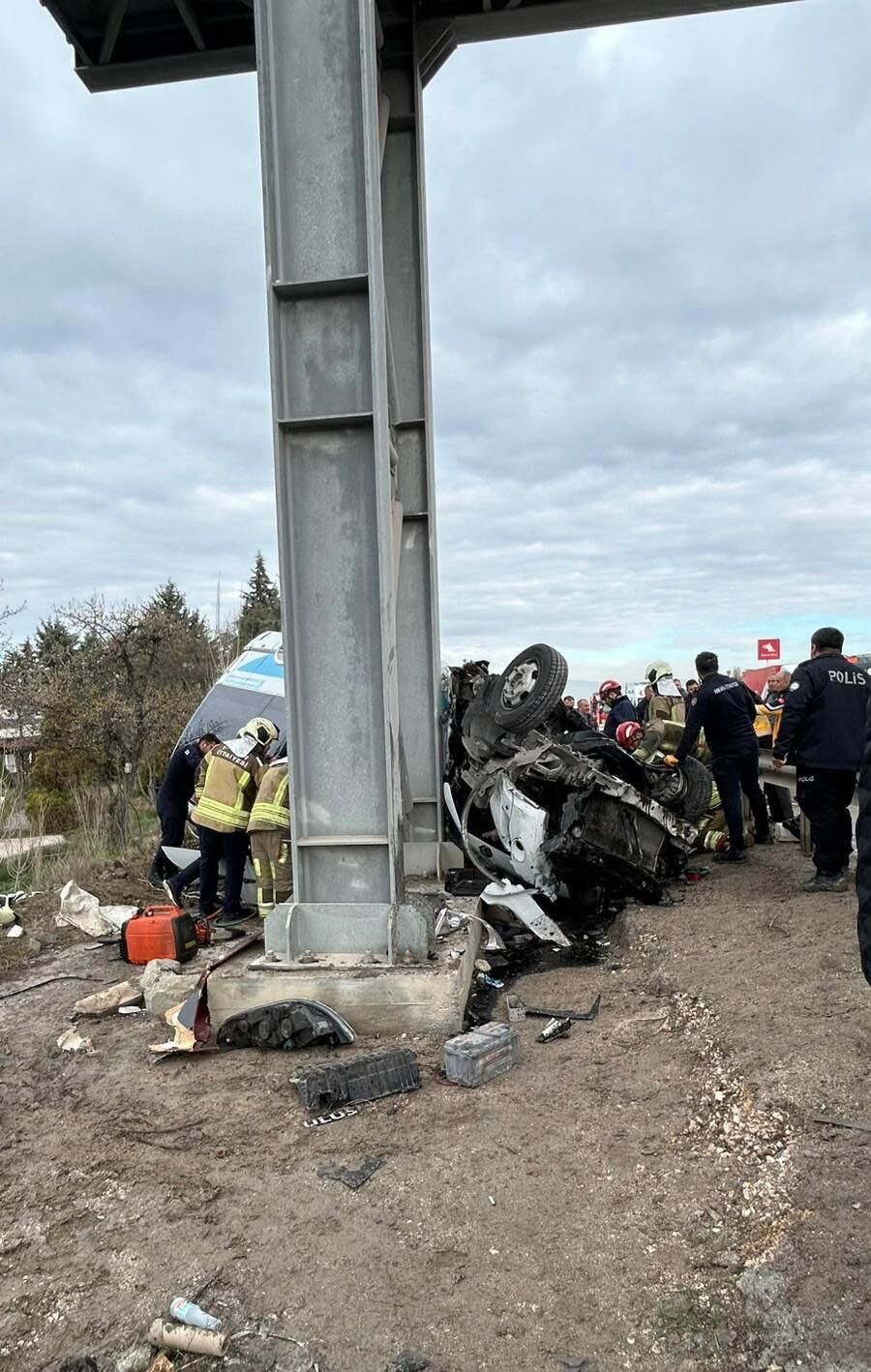 A N K A R A D A O Z E L H A L K O T O B U S U U S T G E C I D I N 1244156 370157