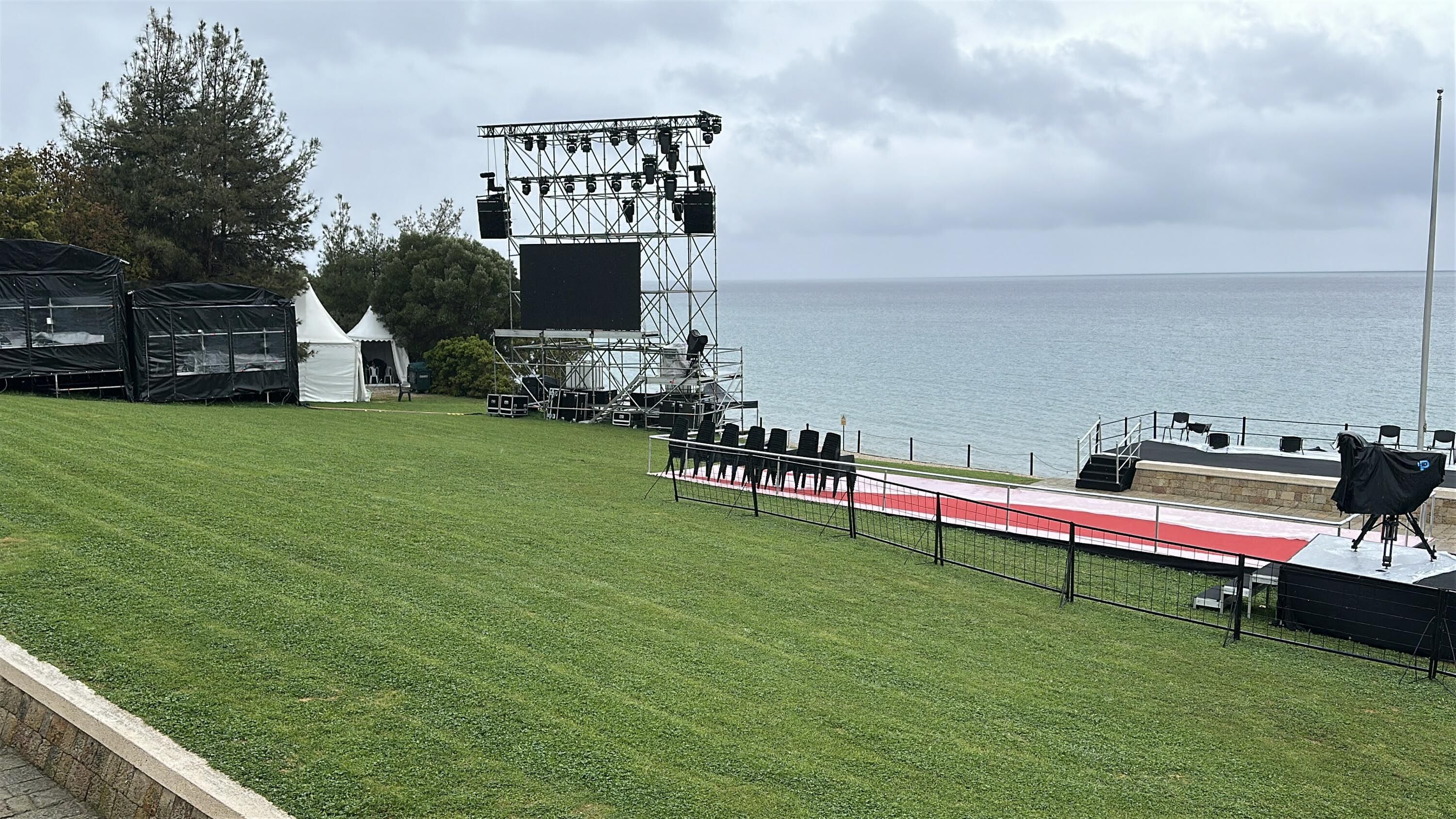 A T A T U R K U N Y E N I Z E L A N D A L I A N N E L E R E G O N D 1273864 379159