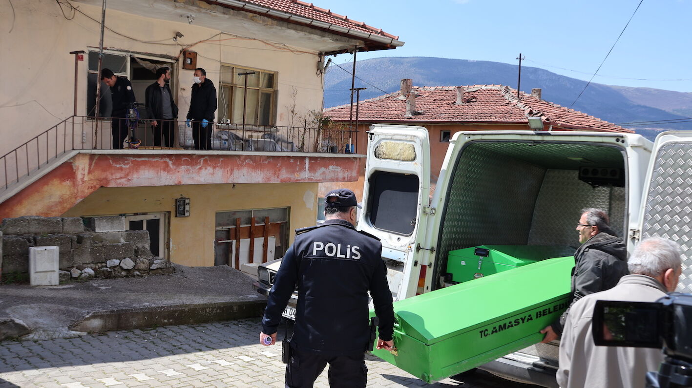 A Y N I E V D E 11 Y I L A R A Y L A K A R B O N M O N O K S I T F 1258486 374465