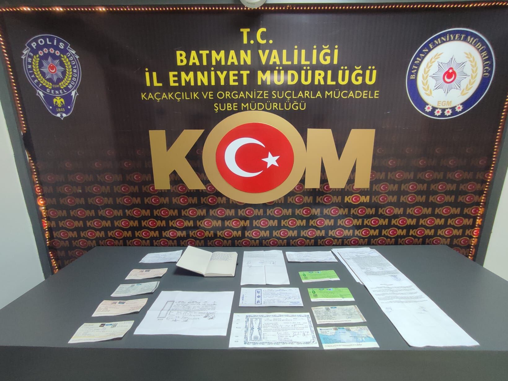 B A T M A N’ D A T E F E C I L I K O P E R A S Y O N U 8 G O Z A L T 1251732 372485