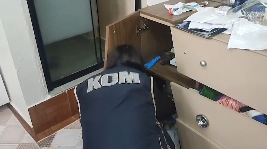 B A T M A N’ D A T E F E C I L I K O P E R A S Y O N U 8 G O Z A L T 1251737 372485