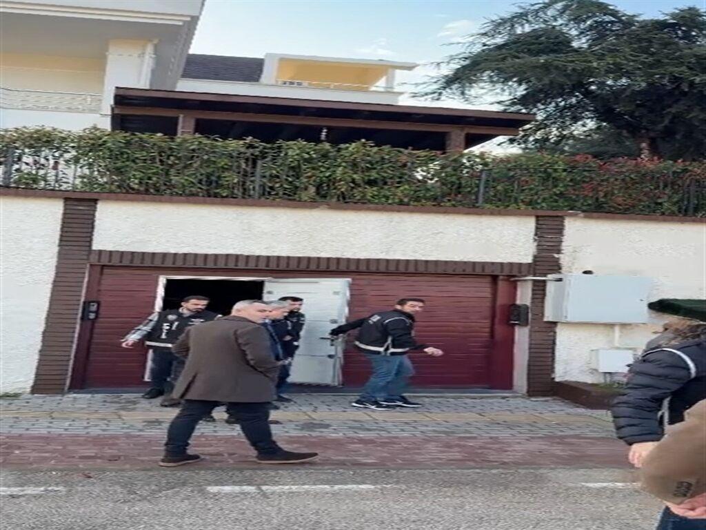 B U R S A B U Y U K S E H I R B E L E D I Y E B A S K A N I B O Z B E Y 1239292 368633