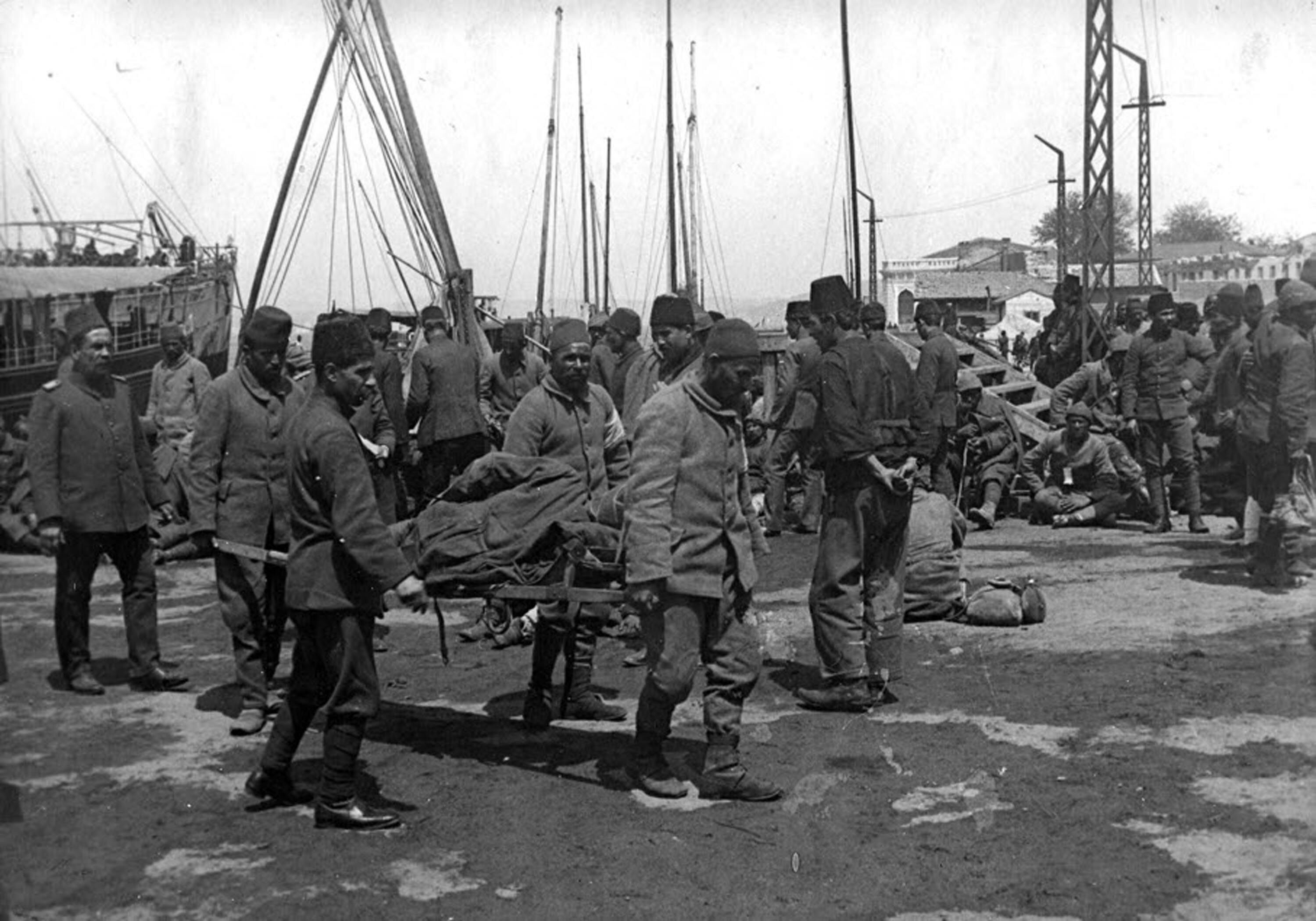 C A N A K K A L E S A V A S L A R I S I R A S I N D A Y A R A L I L A R I 1268601 377561