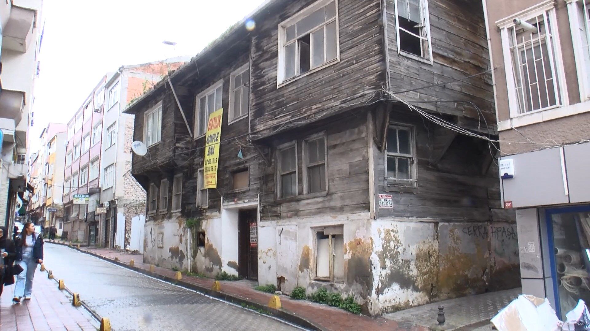 F A T I H’ T E A R K E O L O J I K S I T A L A N I N D A D E F I N E 1244597 370297