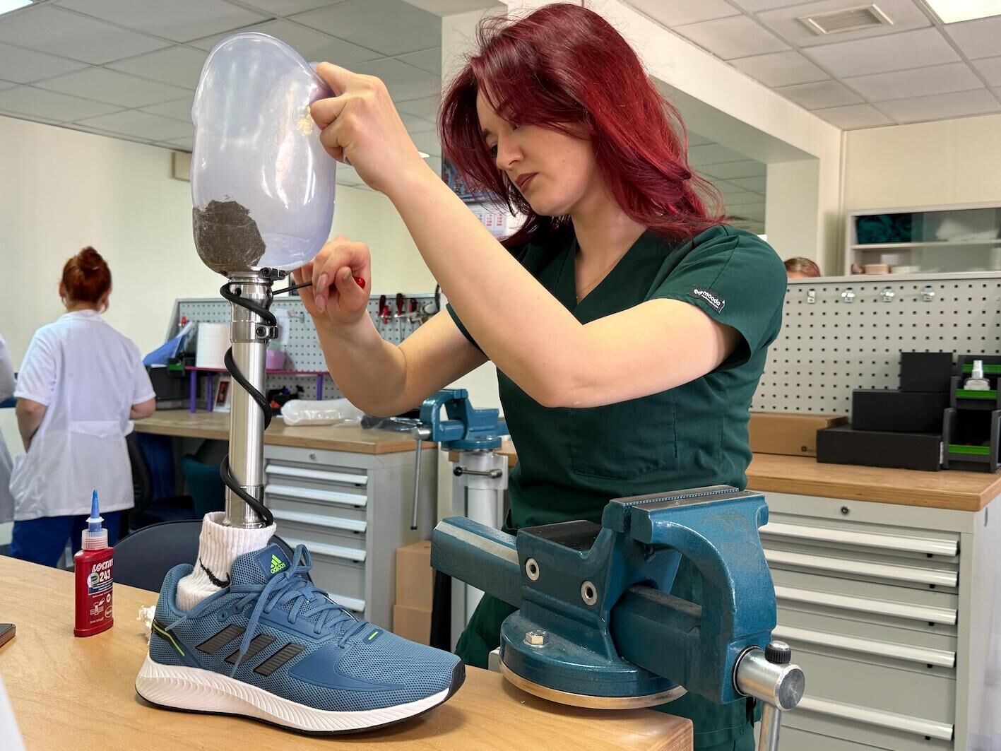 G A Z I L E R I H A Y A T A B A G L A Y A N M E R K E Z 1285290 382421