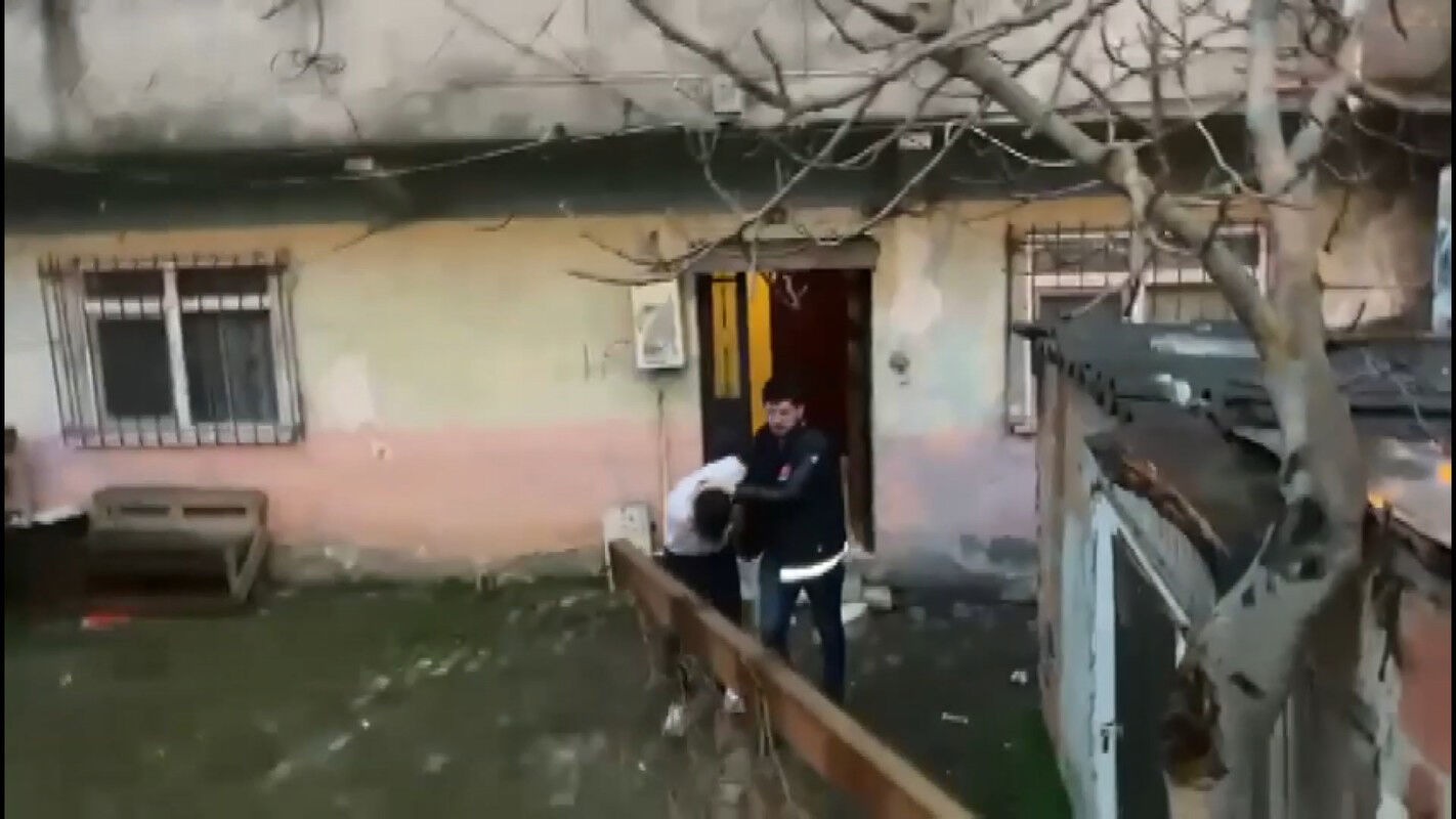 I S T A N B U L K A R G O S E B E K E S I C O K E R T I L D I 1242333 369623