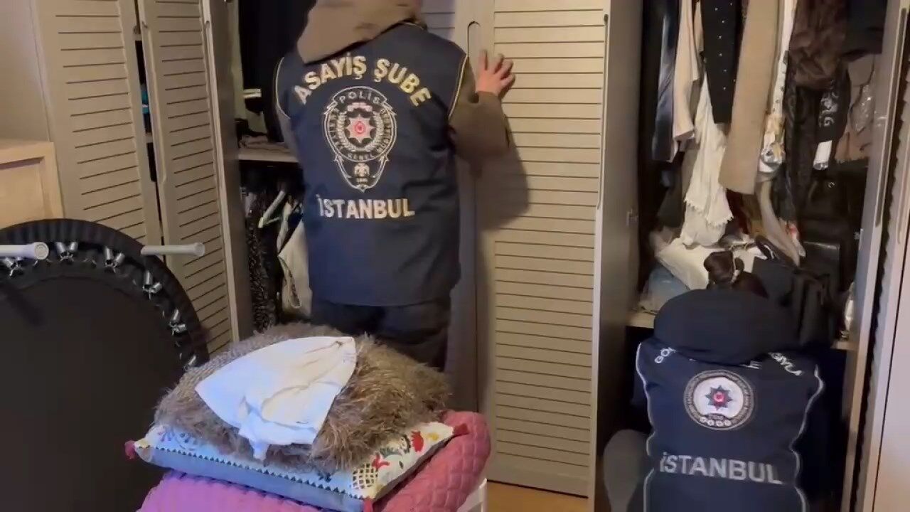 I S T A N B U L M E R K E Z L I 6 I L D E S A H T E B E L G E L E R L 1246708 370887