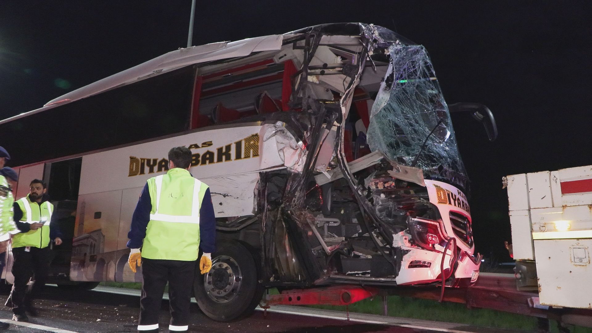 I S T A N B U L S A N C A K T E P E D E S E Y I R H A L I N D E K I 1238533 368381