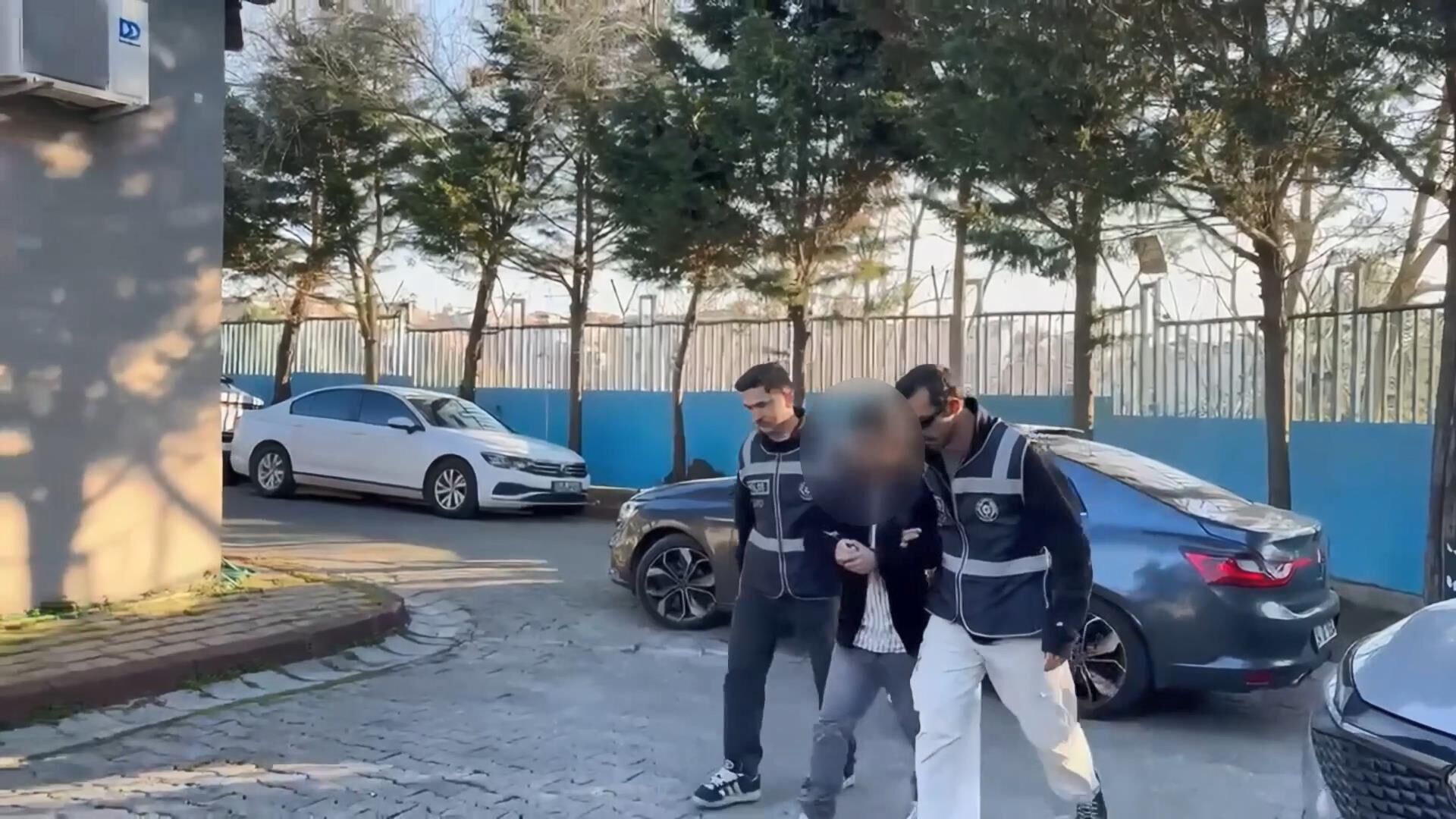 K A G I T H A N E’ D E B I N A G I R I S I N D E T A C I Z I D D I A S 1270414 378019