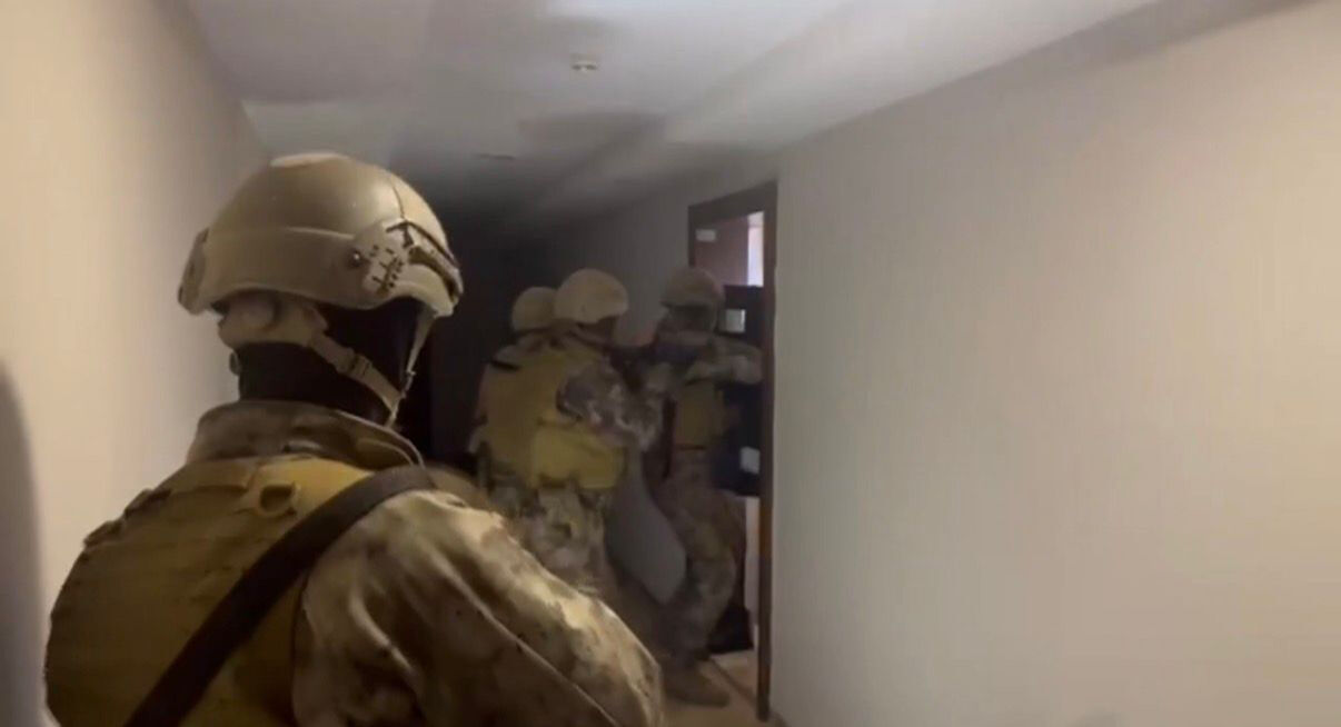 K A R A G U M R U K C E T E S I N E O P E R A S Y O N 25 S U P H 1255141 373509