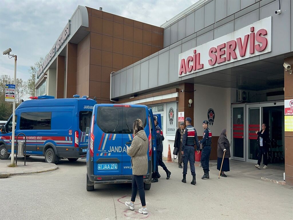 K O C A E L I M E R K E Z L I 5 I L D E Y O L S U Z L U K V E 1278139 380372