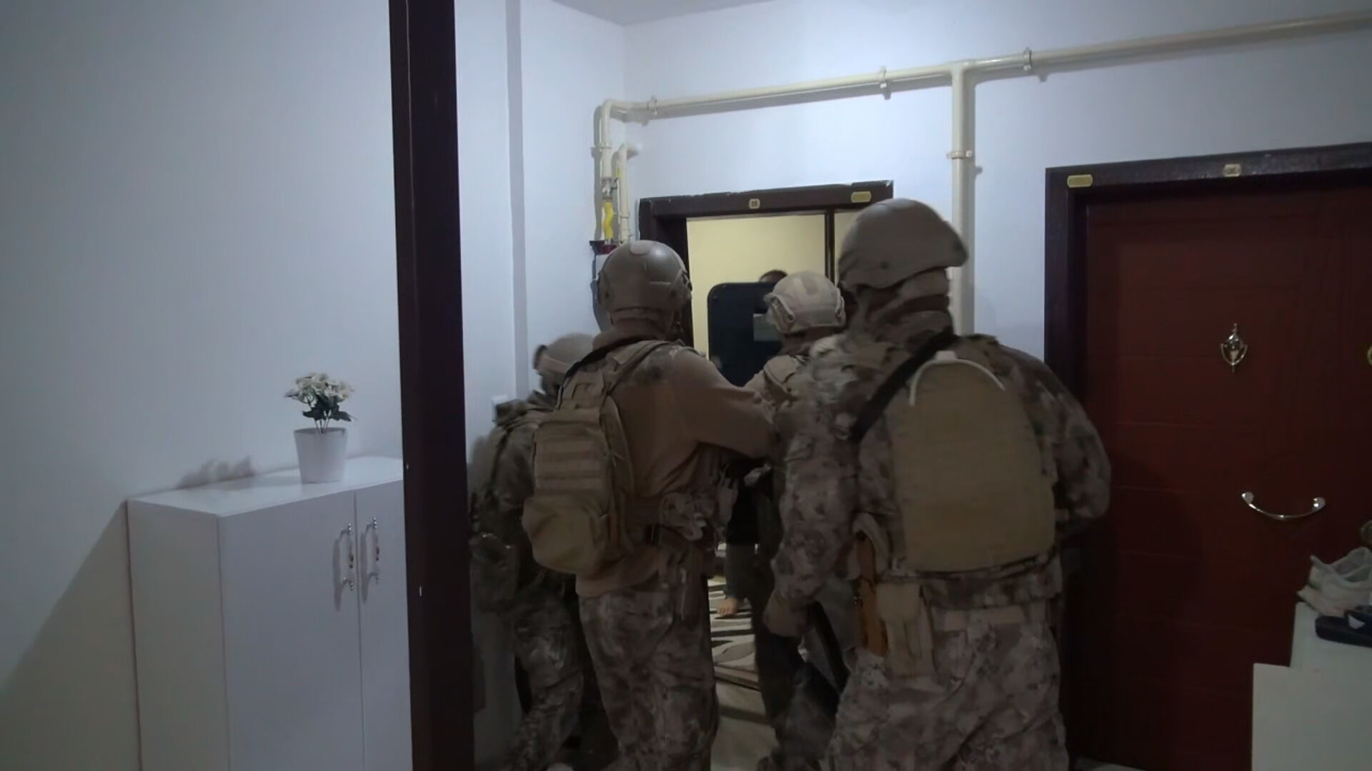 M A L A T Y A M E R K E Z L I F E T O O P E R A S Y O N U N A 23 G O 1251283 372337